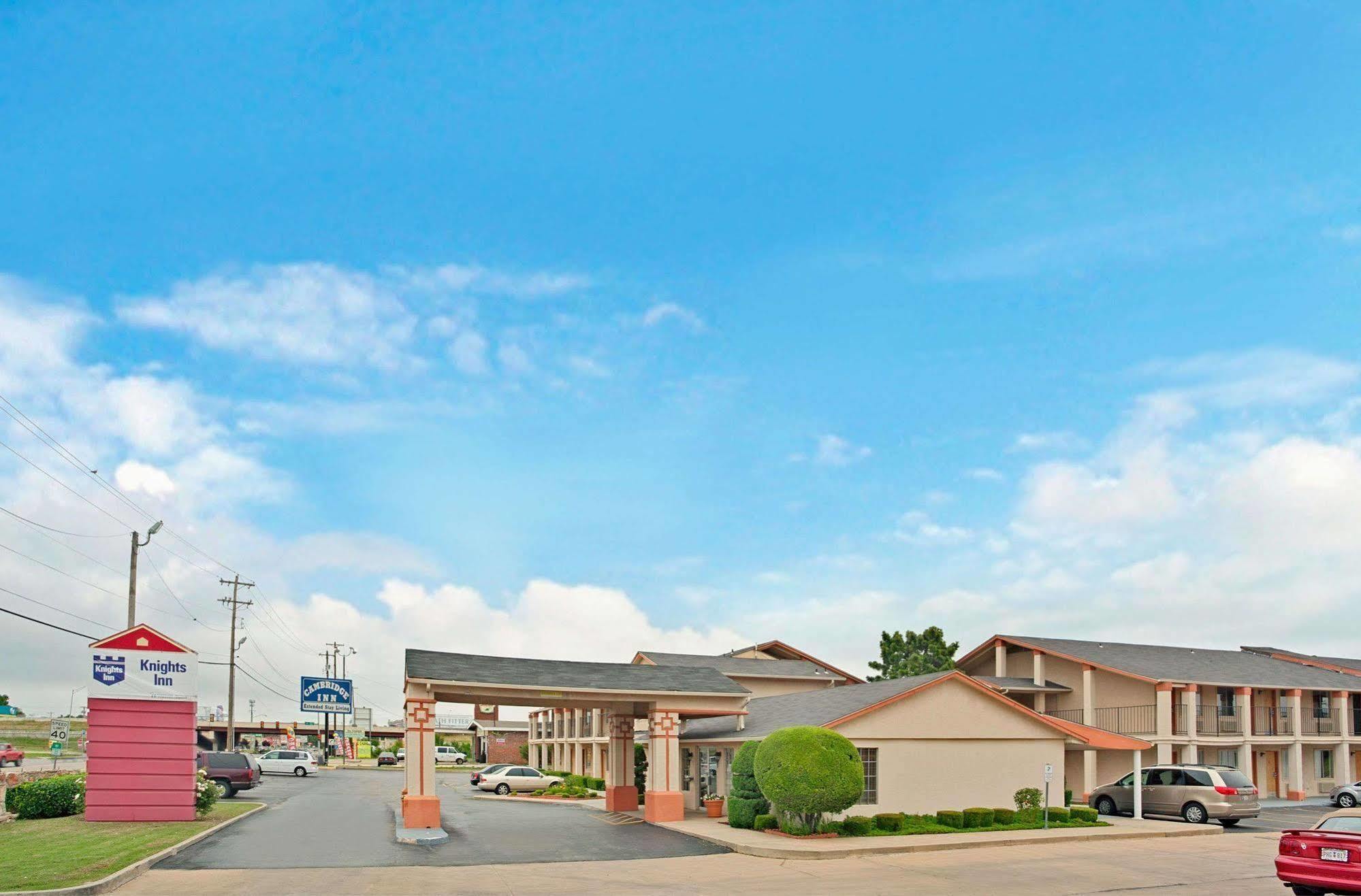 Quality Inn Oklahoma City South Buitenkant foto