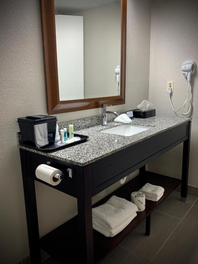 Quality Inn Oklahoma City South Buitenkant foto